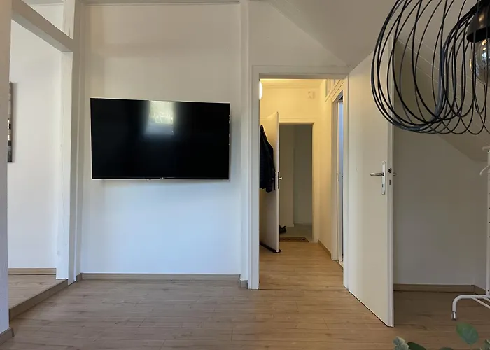 Gemütliches Mansarden-apartment Mit 2 Schlafzimmern&separater Küche Apartment Herne