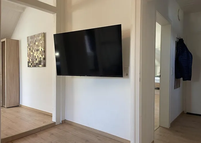 Gemuetliches Mansarden-apartment Mit 2 Schlafzimmern & Separater Kueche Herne