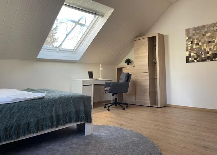 Gemütliches Mansarden-apartment Mit 2 Schlafzimmern&separater Küche * Herne