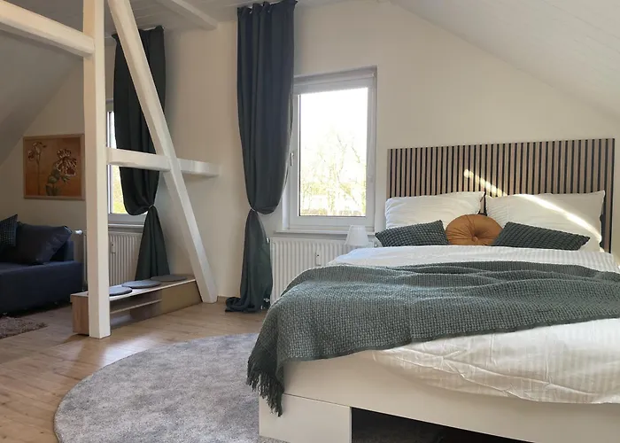 Gemütliches Mansarden-apartment Mit 2 Schlafzimmern&separater Küche Herne